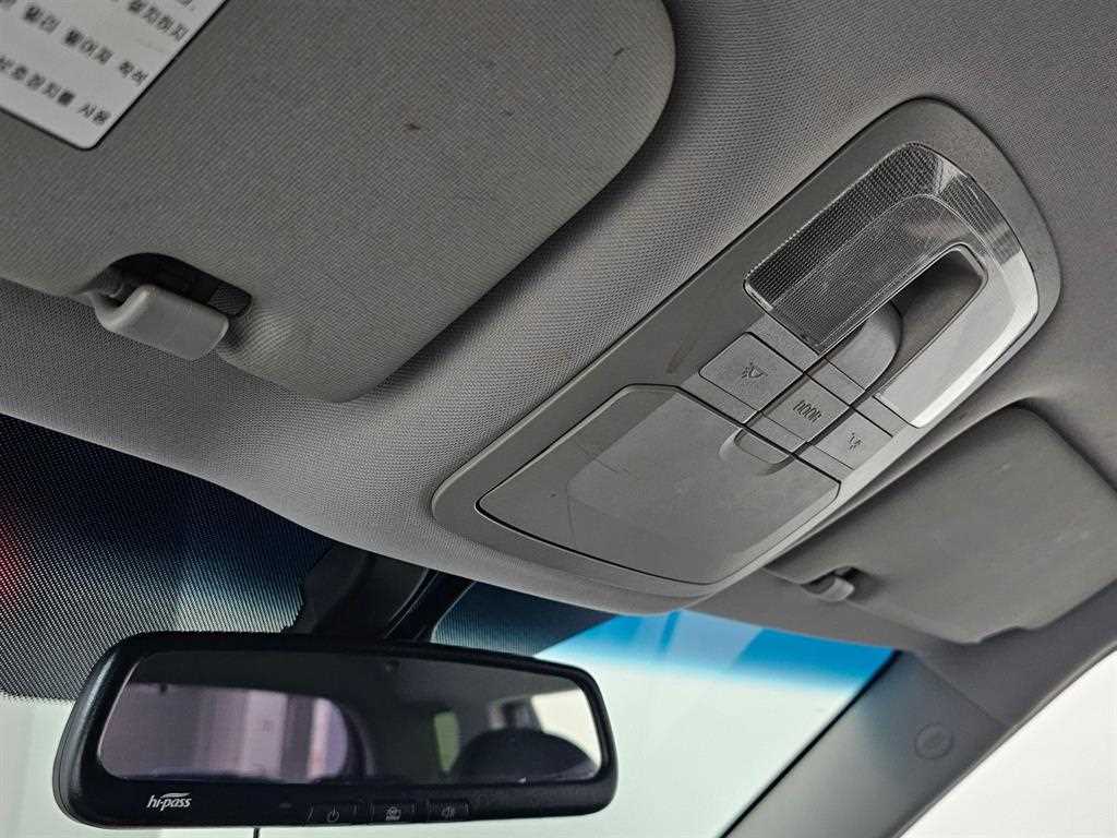 Ssangyong Tivoli 2016 Blanco - Importación desde Corea - HF Imports Iquique - Foto 19