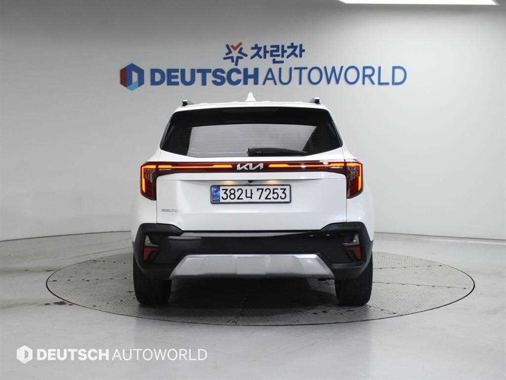 KIA Seltos - Vista 4