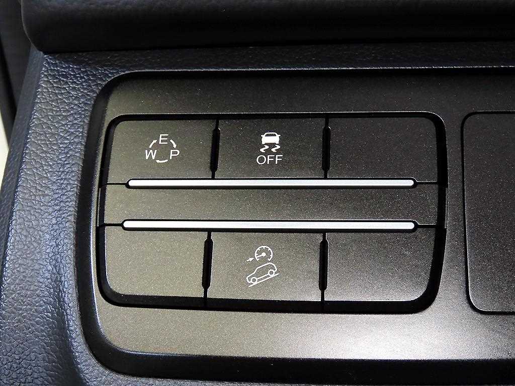 Ssangyong Tivoli 2019 Blanco - Importación desde Corea - HF Imports Iquique - Foto 14