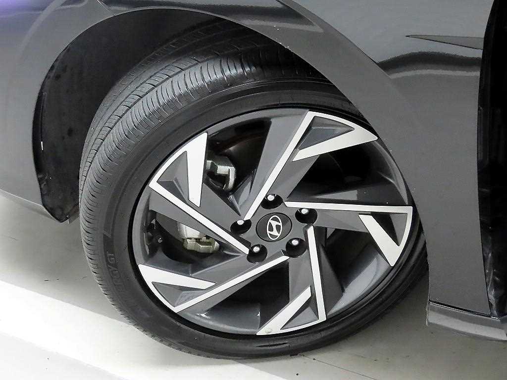 HYUNDAI Avante 2025 Negro - Importación desde Corea - HF Imports Iquique - Foto 18