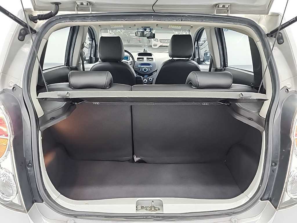 Chevrolet Spark 2012 Plateado - Importación desde Corea - HF Imports Iquique - Foto 17