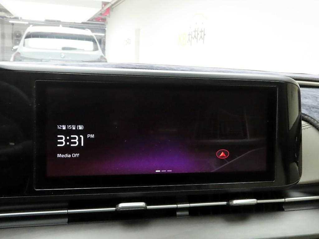 KIA Carnival - Vista 8