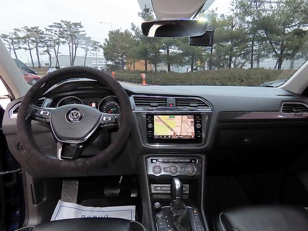 Volkswagen Tiguan - Vista 7