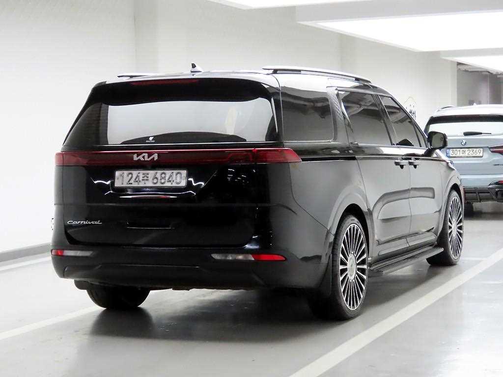KIA Carnival - Vista 4