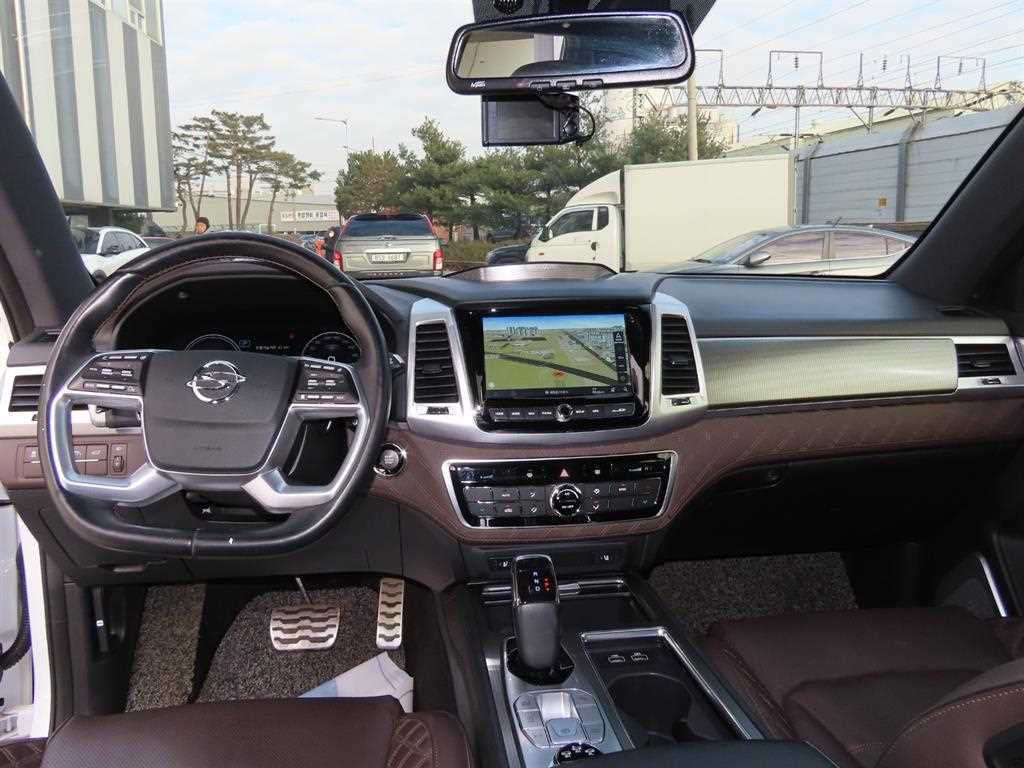 Ssangyong Rexton - Vista 7