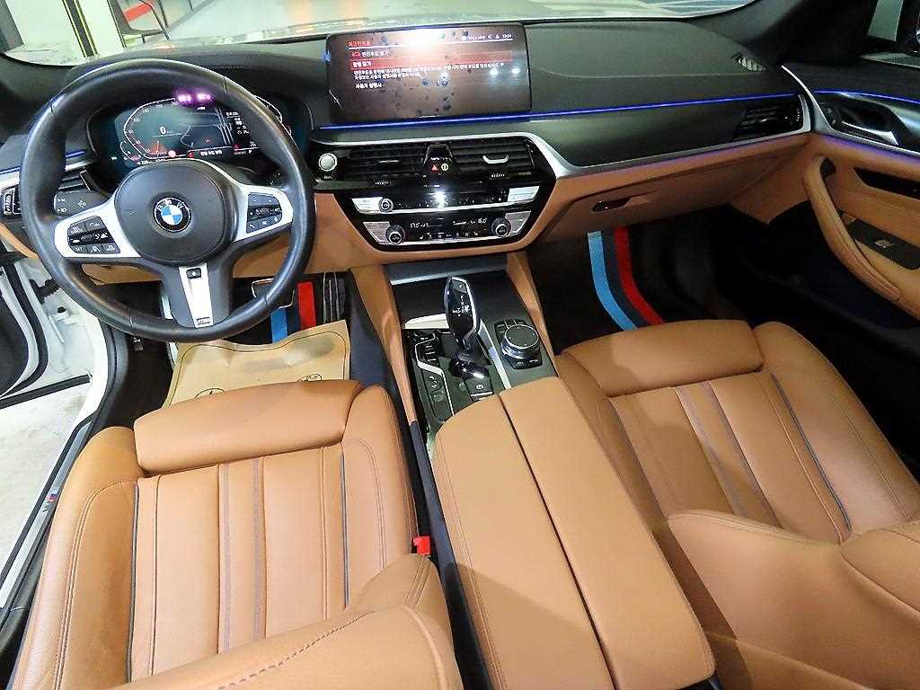BMW 5 Series - Vista 10