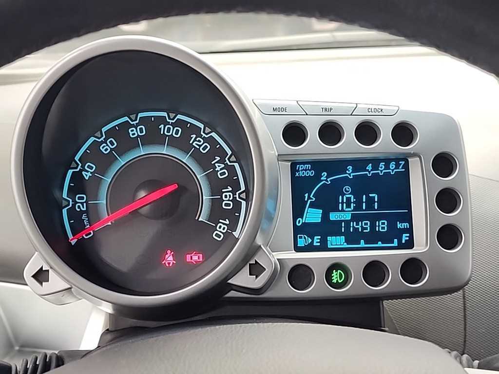 Chevrolet Spark - Vista 6