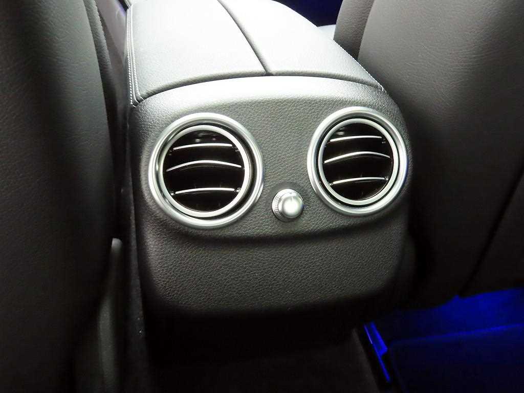 Mercedes Benz C Class 2019 - Importación desde Corea - HF Imports Iquique - Foto 16