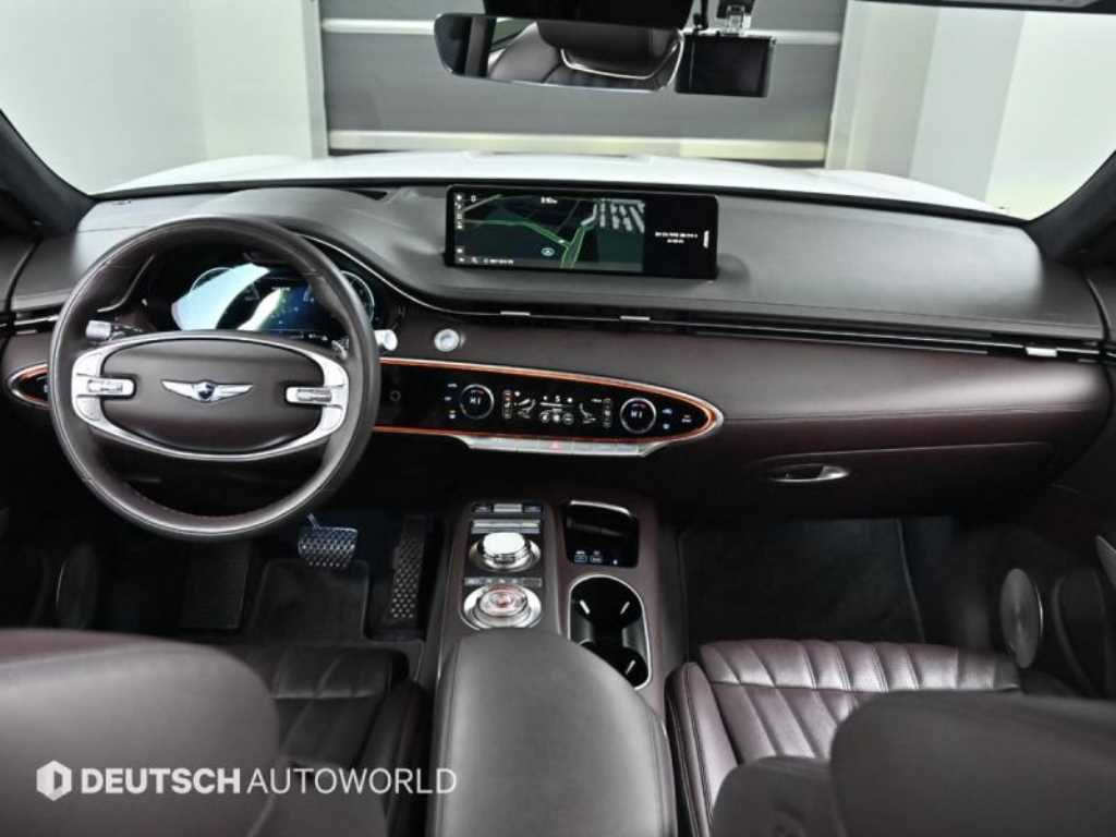 Genesis GV70 - Vista 7