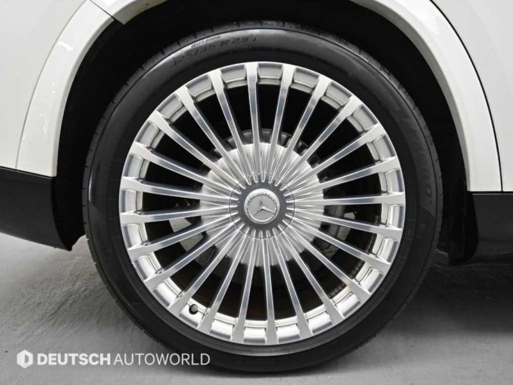 Mercedes Benz GLS Class - Vista 5