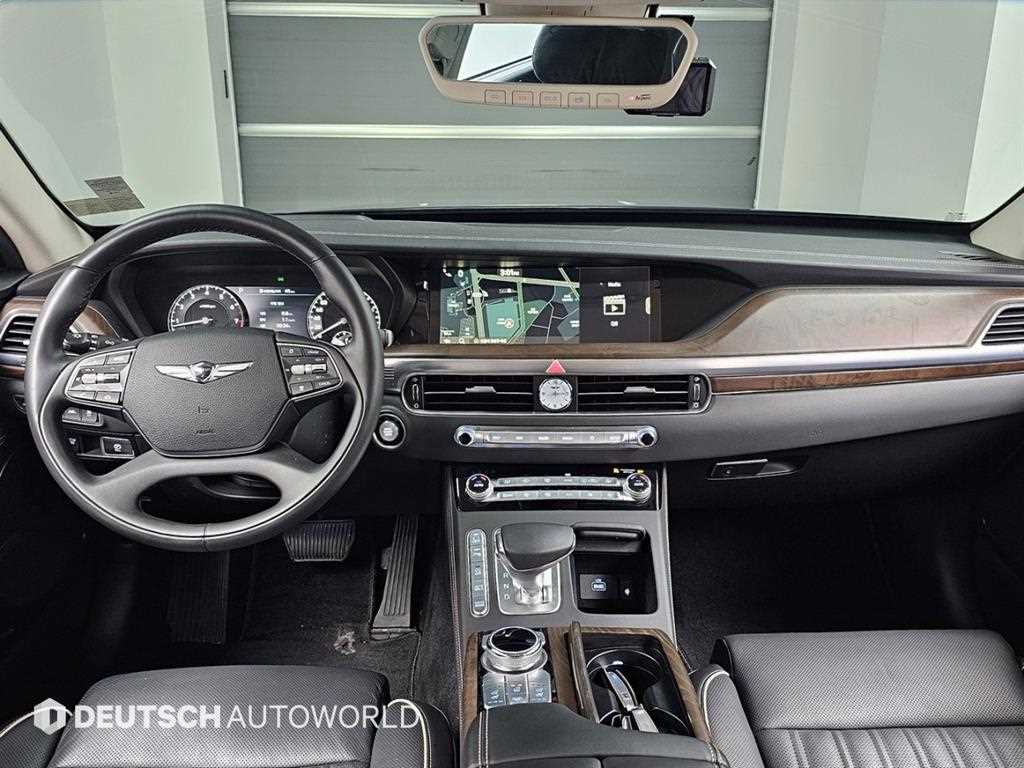 Genesis G90 - Vista 7