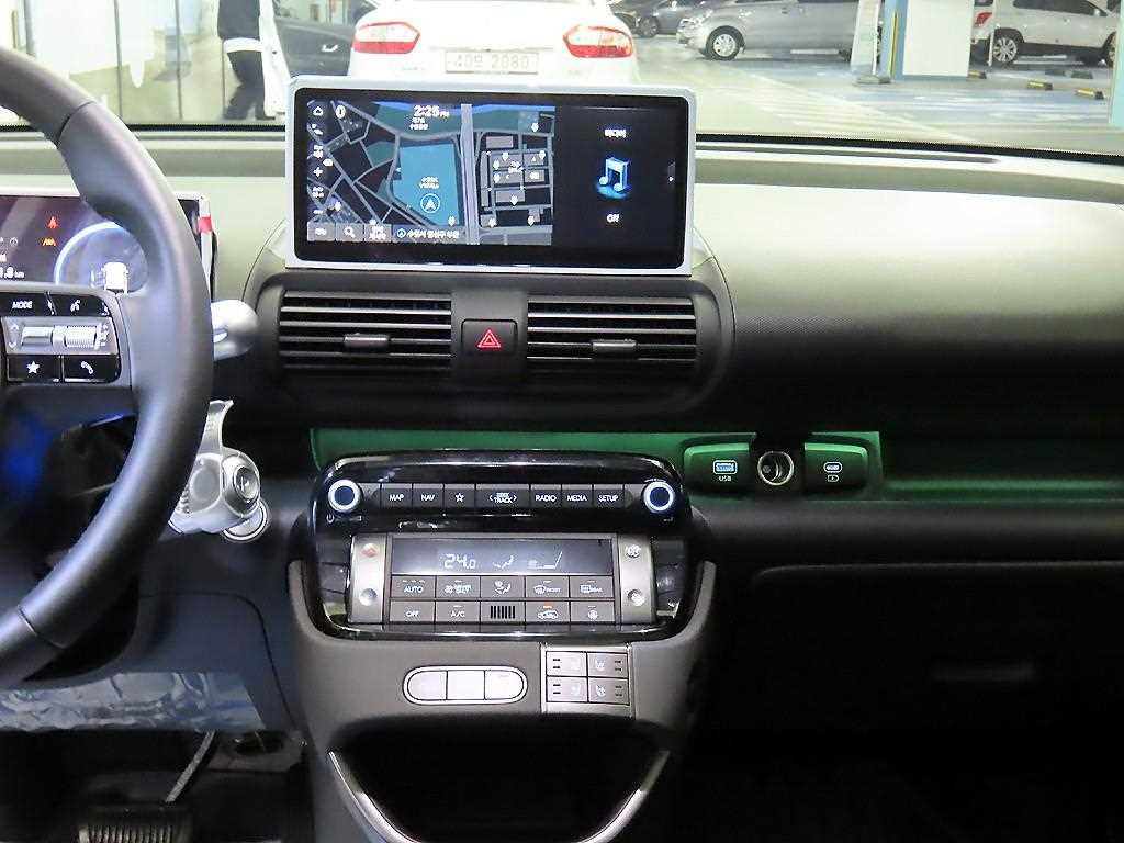 HYUNDAI Casper - Vista 11