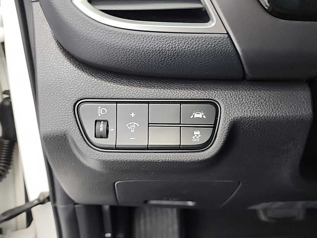 KIA Seltos 2022 Blanco - Importación desde Corea - HF Imports Iquique - Foto 18