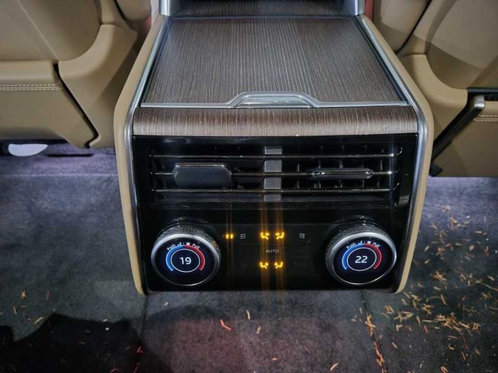 Land Rover Range Rover - Vista 11