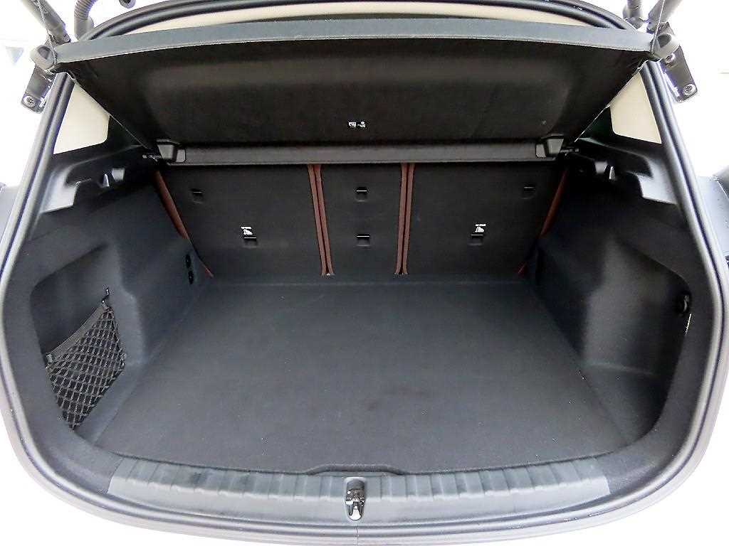 BMW 2 series 2024 Blanco - Importación desde Corea - HF Imports Iquique - Foto 17