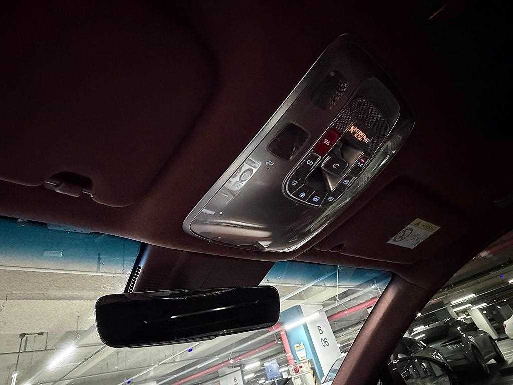 Genesis G90 2022 Negro - Importación desde Corea - HF Imports Iquique - Foto 15