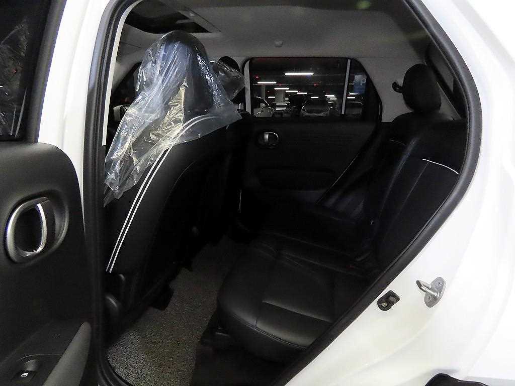 HYUNDAI Casper - Vista 7