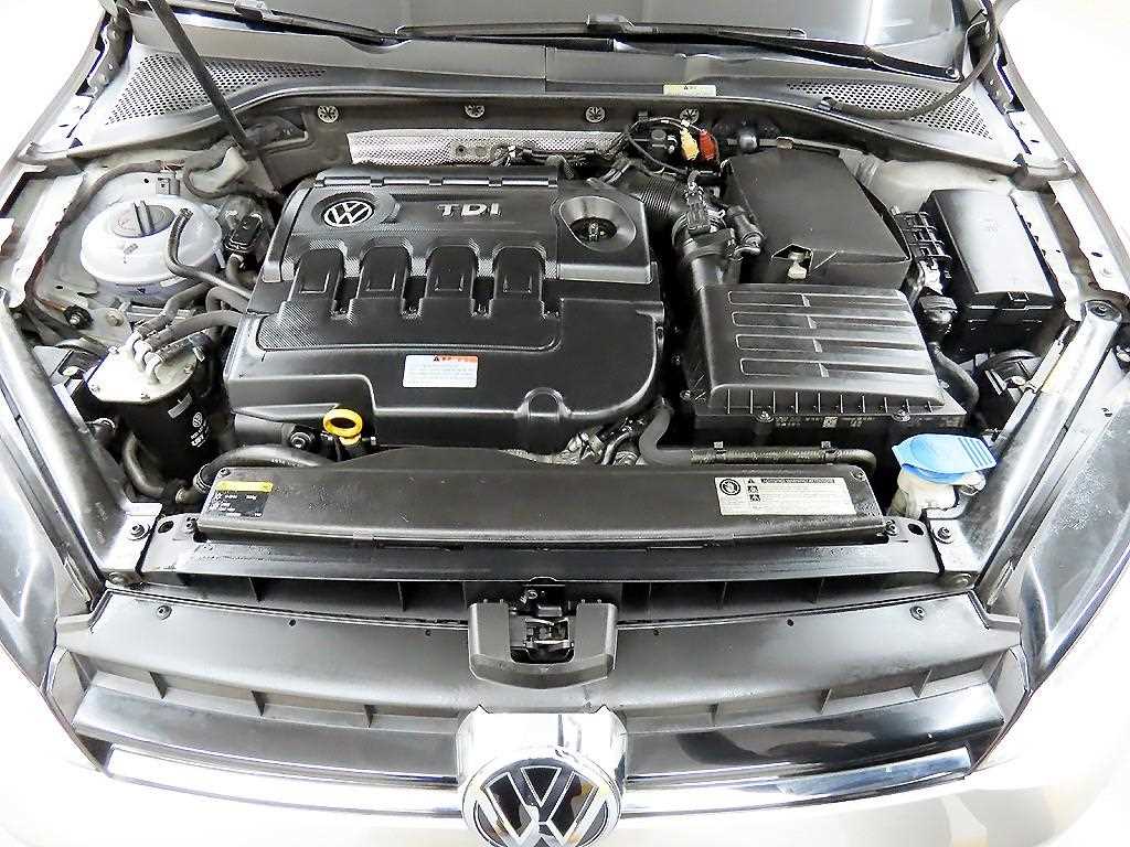 Volkswagen Golf 2015 Gris - Importación desde Corea - HF Imports Iquique - Foto 19