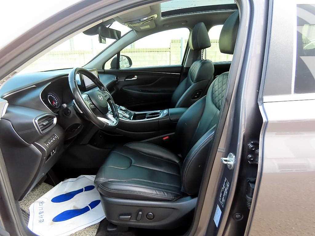 HYUNDAI Santa Fe - Vista 5