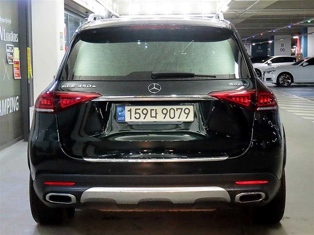 Mercedes Benz GLE Class - Vista 5