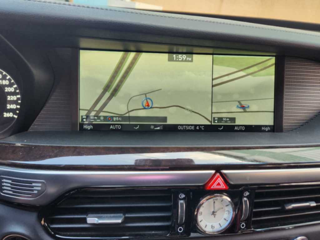 Genesis EQ900 - Vista 12