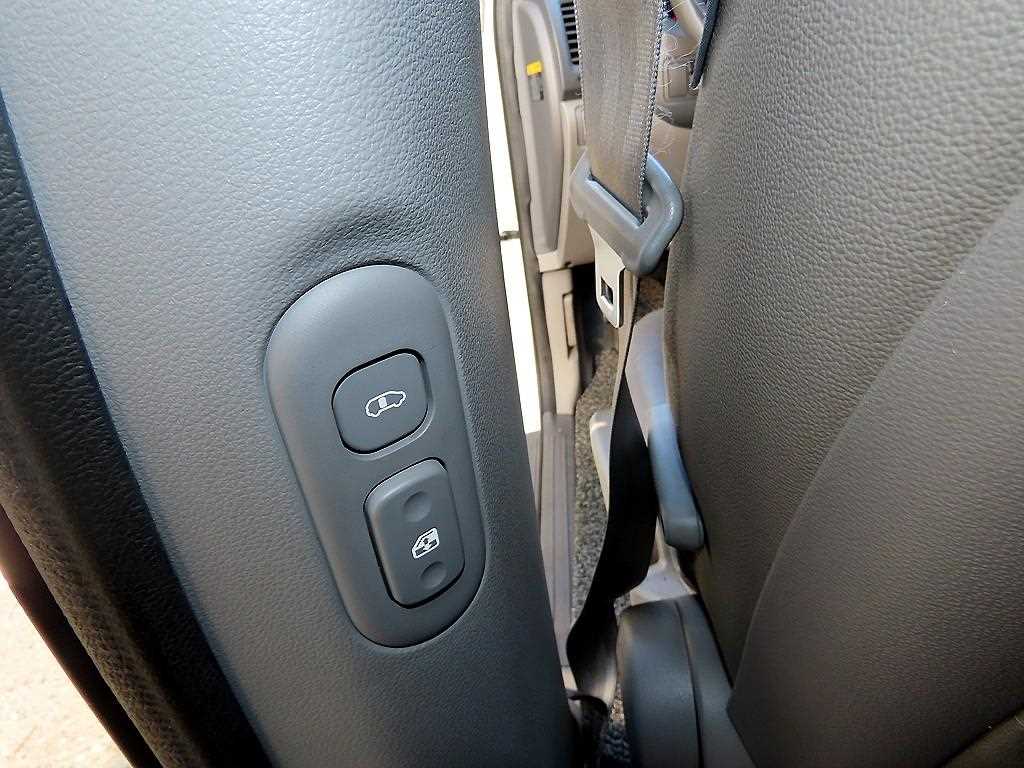 KIA Carnival 2013 - Importación desde Corea - HF Imports Iquique - Foto 17