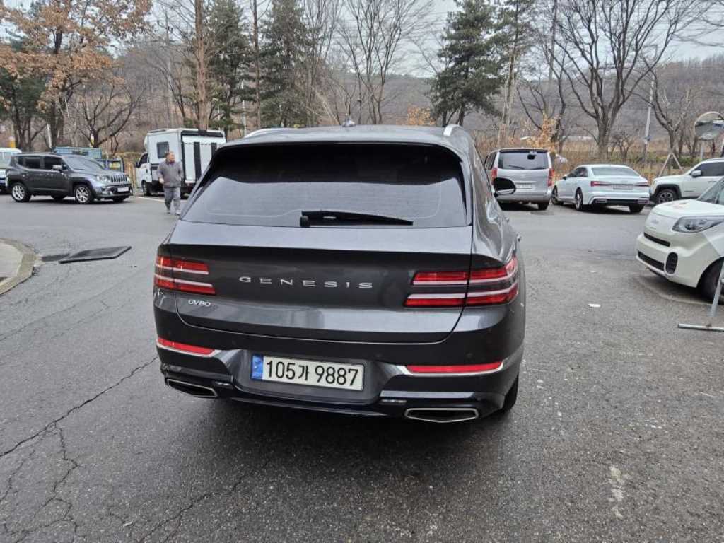 Genesis GV80 - Vista 10