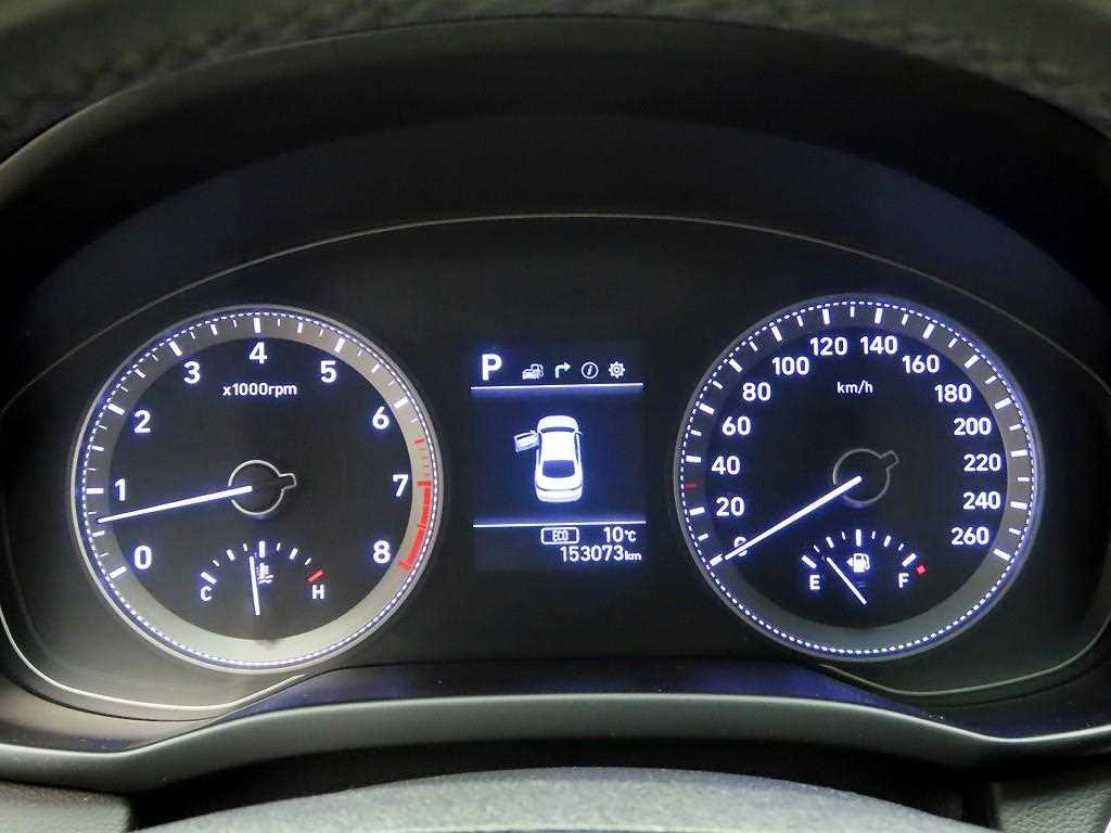 HYUNDAI Grandeur - Vista 6