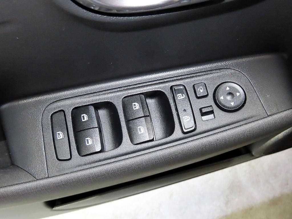 HYUNDAI Casper - Vista 12