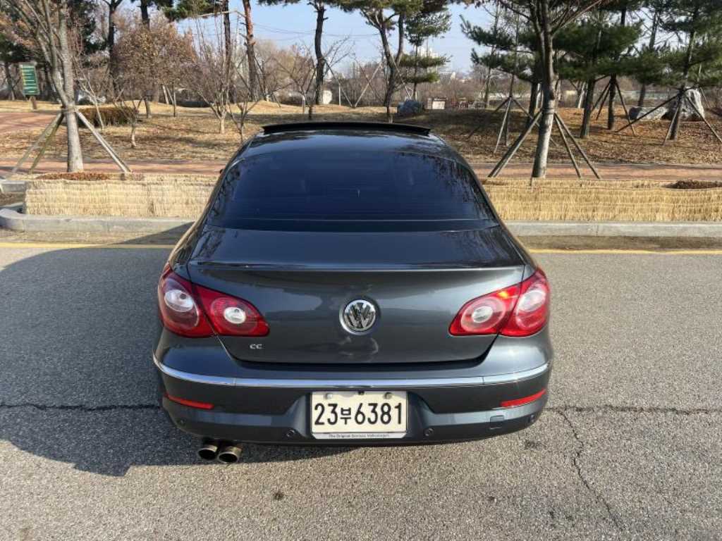 Volkswagen CC - Vista 4