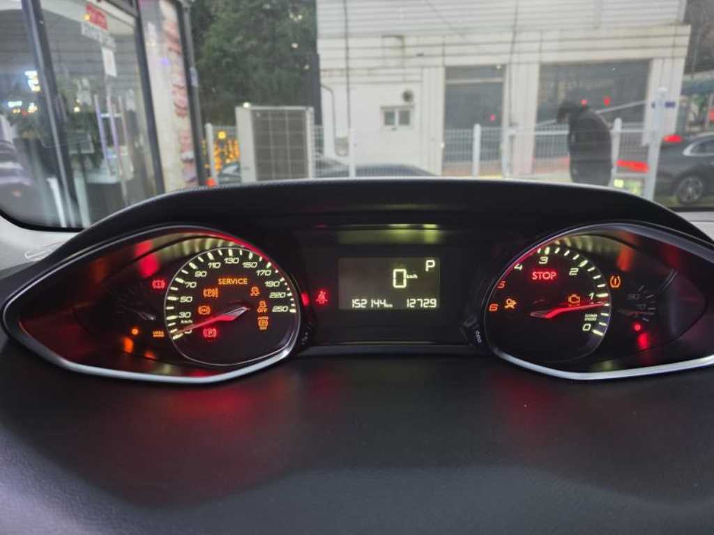 Peugeot 308 - Vista 6