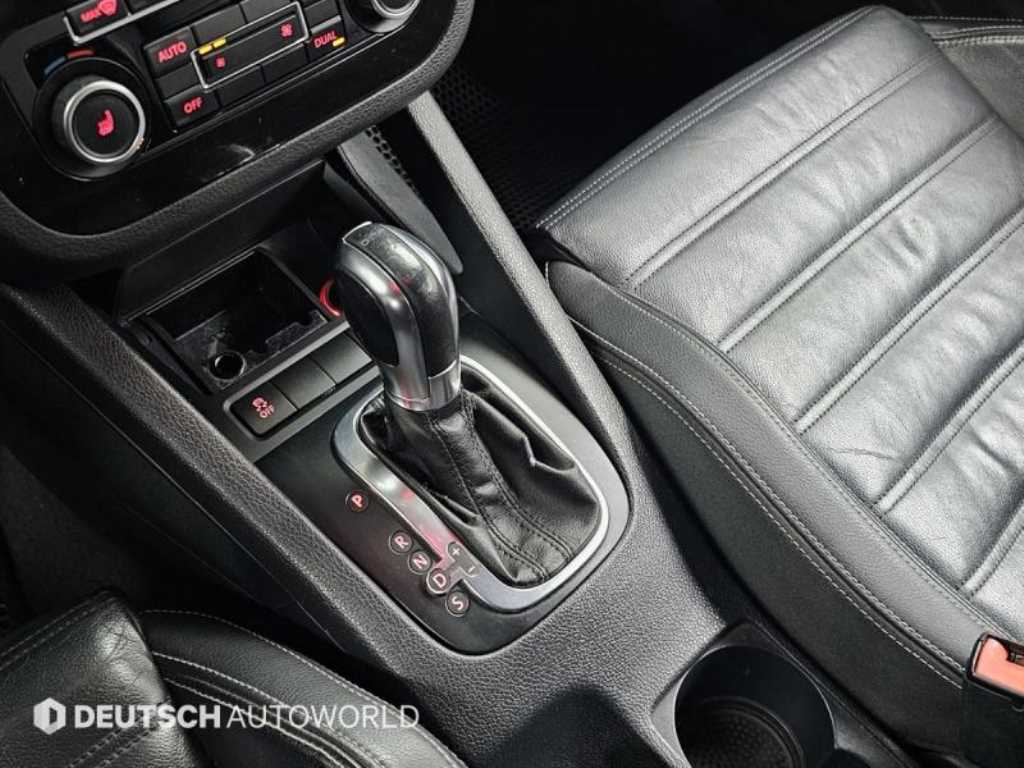 Volkswagen Scirocco - Vista 9