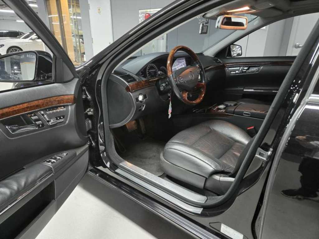 Mercedes Benz S Class - Vista 8