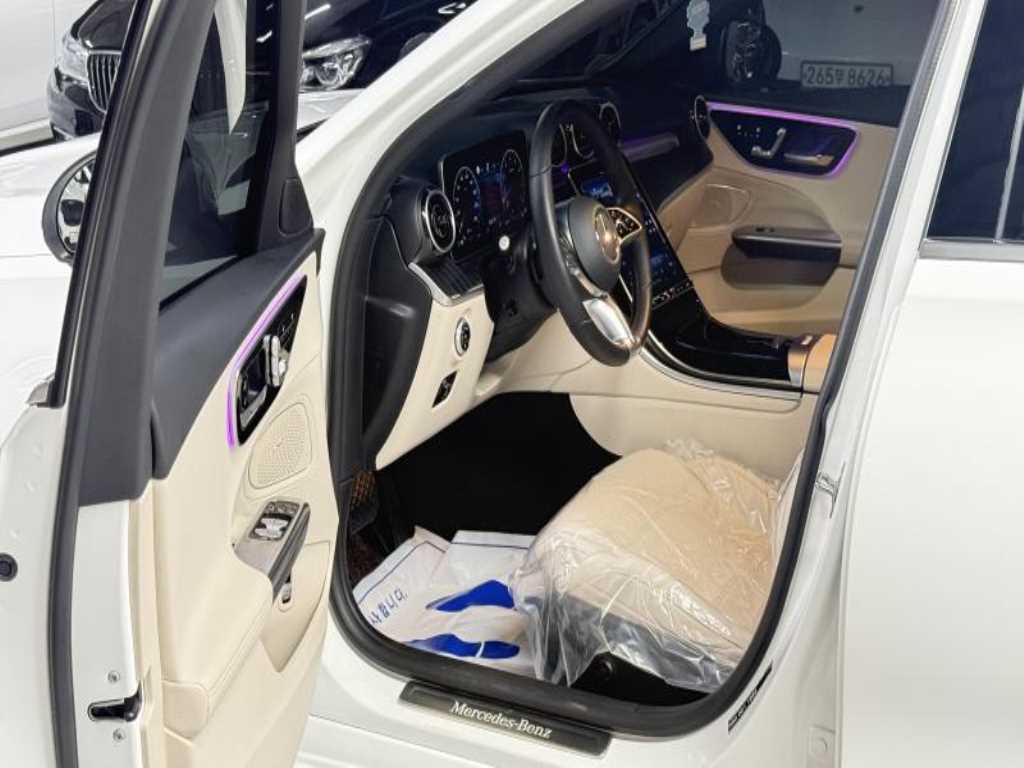 Mercedes Benz C Class - Vista 10