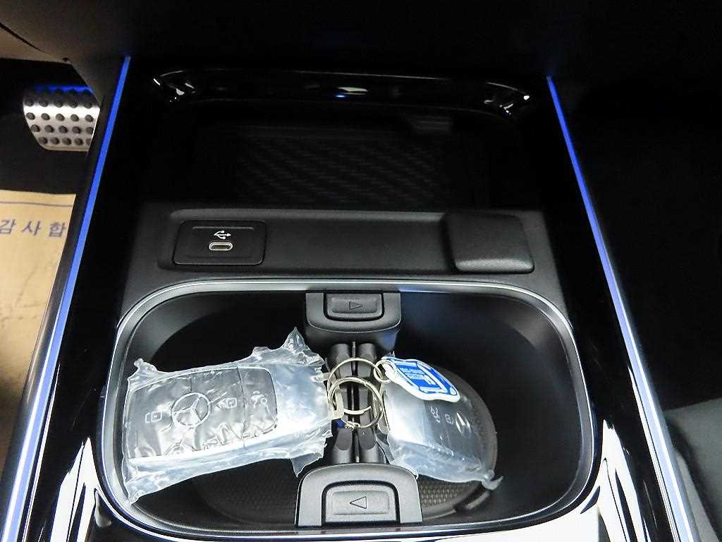 Mercedes Benz GLA Class - Vista 11