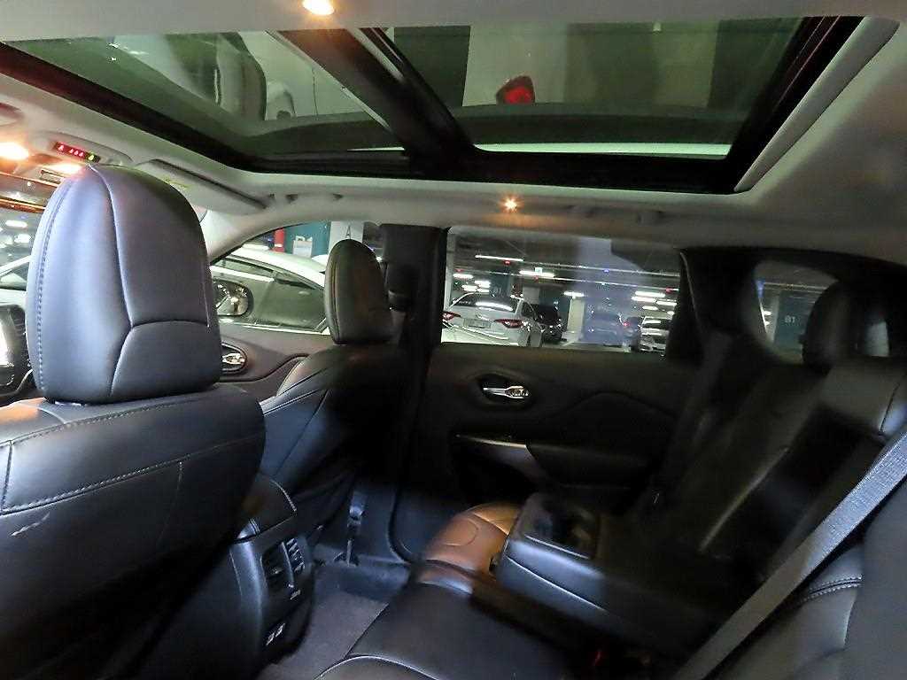 Jeep Cherokee 2021 Blanco - Importación desde Corea - HF Imports Iquique - Foto 16