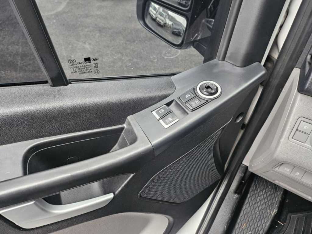 HYUNDAI Solati 2018 Blanco - Importación desde Corea - HF Imports Iquique - Foto 14