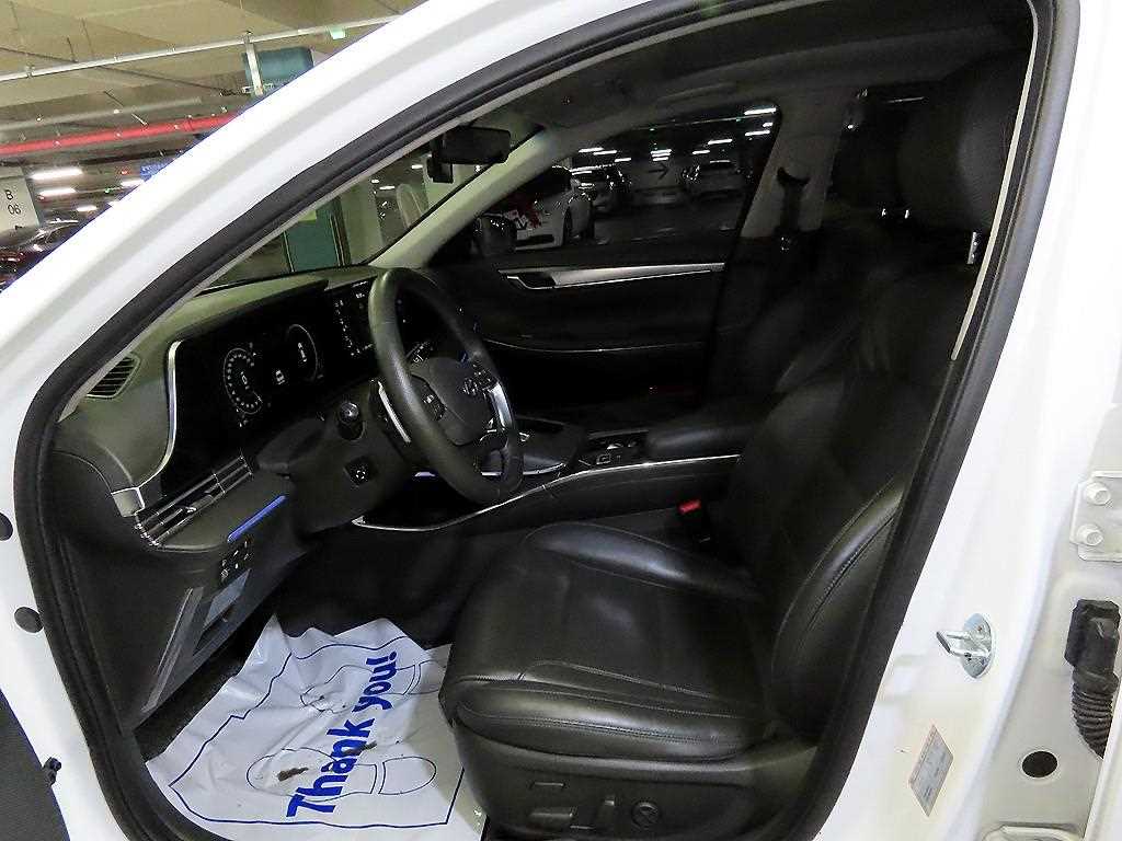 HYUNDAI Grandeur - Vista 6