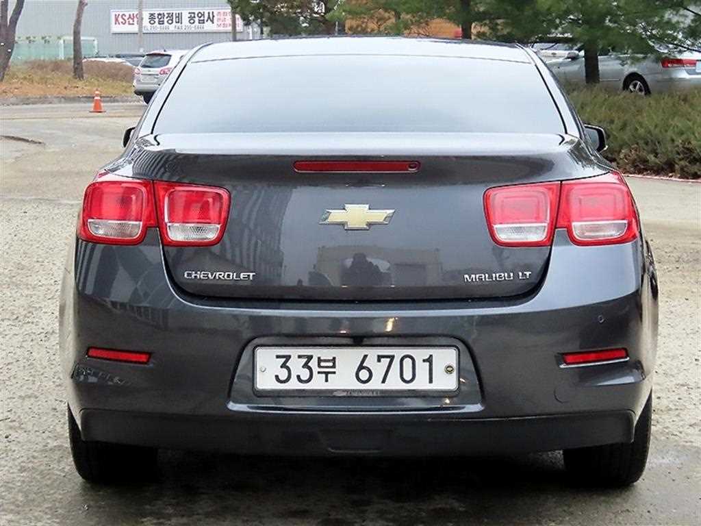 Chevrolet Malibu - Vista 4