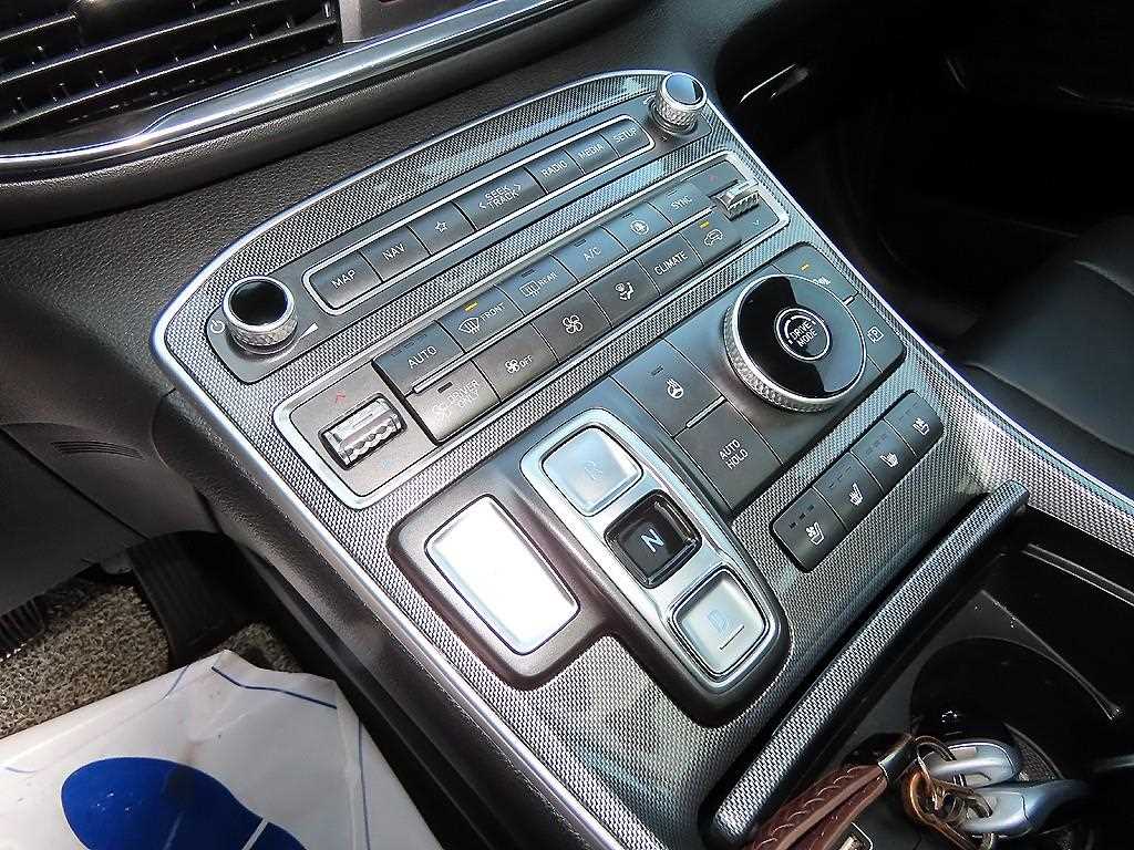 HYUNDAI Santa Fe - Vista 11