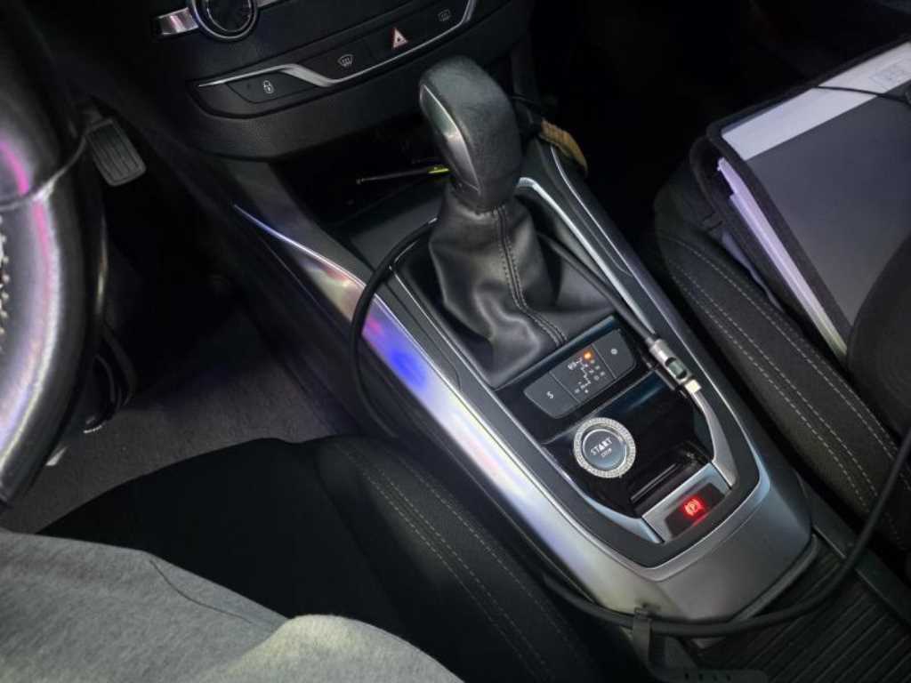 Peugeot 308 - Vista 11