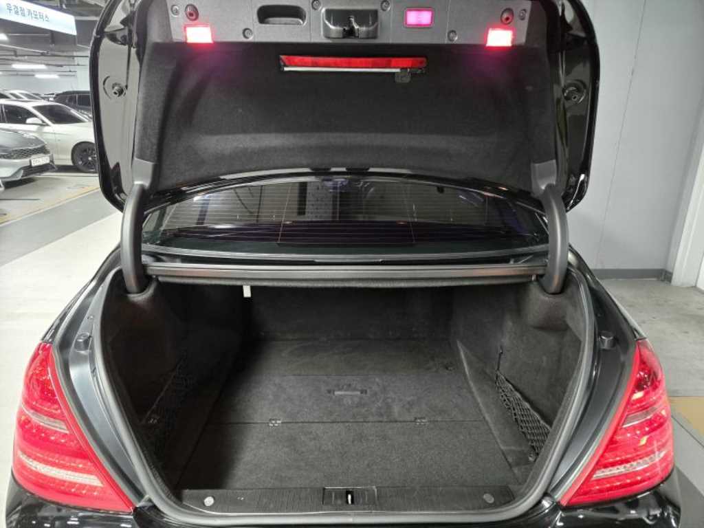 Mercedes Benz S Class 2011 Negro - Importación desde Corea - HF Imports Iquique - Foto 20