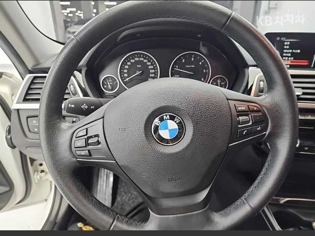 BMW 3 series - Vista 9