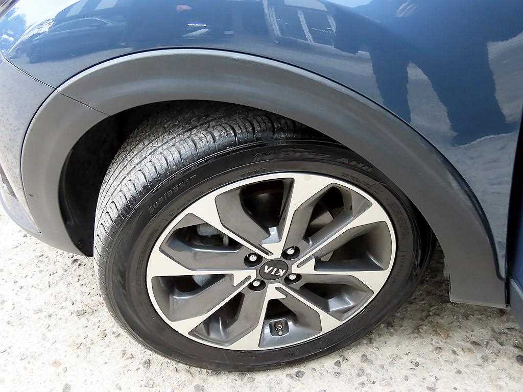 KIA Stonic 2019 Azul - Importación desde Corea - HF Imports Iquique - Foto 20