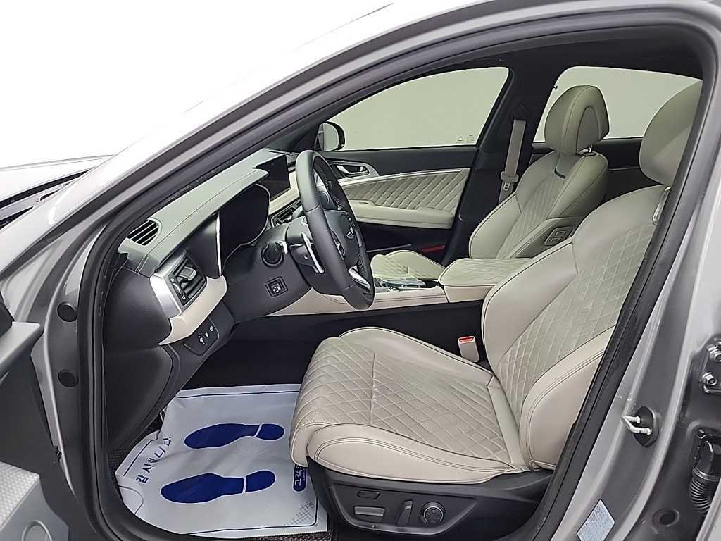 Genesis G70 - Vista 11