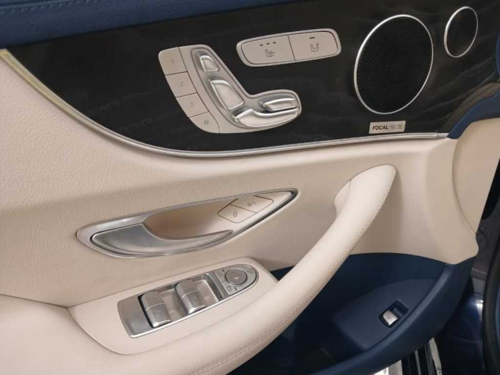 Mercedes Benz E class - Vista 9