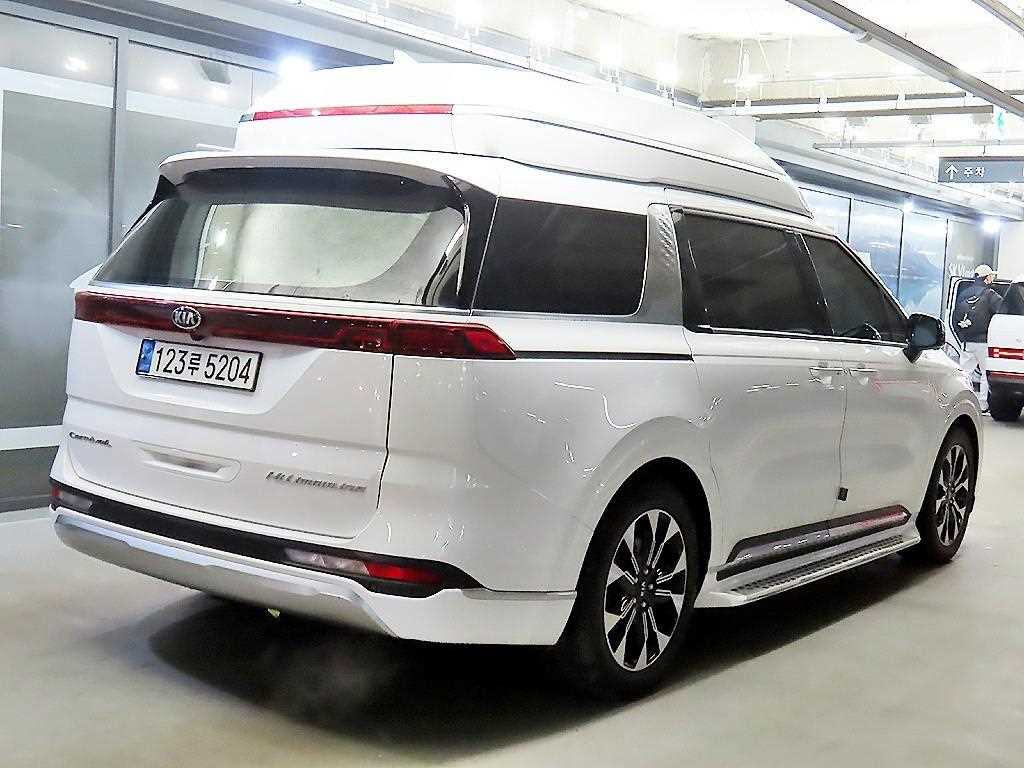 KIA Carnival - Vista 4