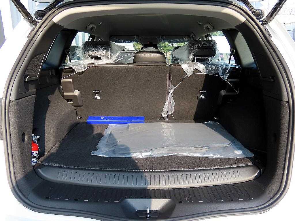 SAMSUNG QM6 2026 Blanco - Importación desde Corea - HF Imports Iquique - Foto 18