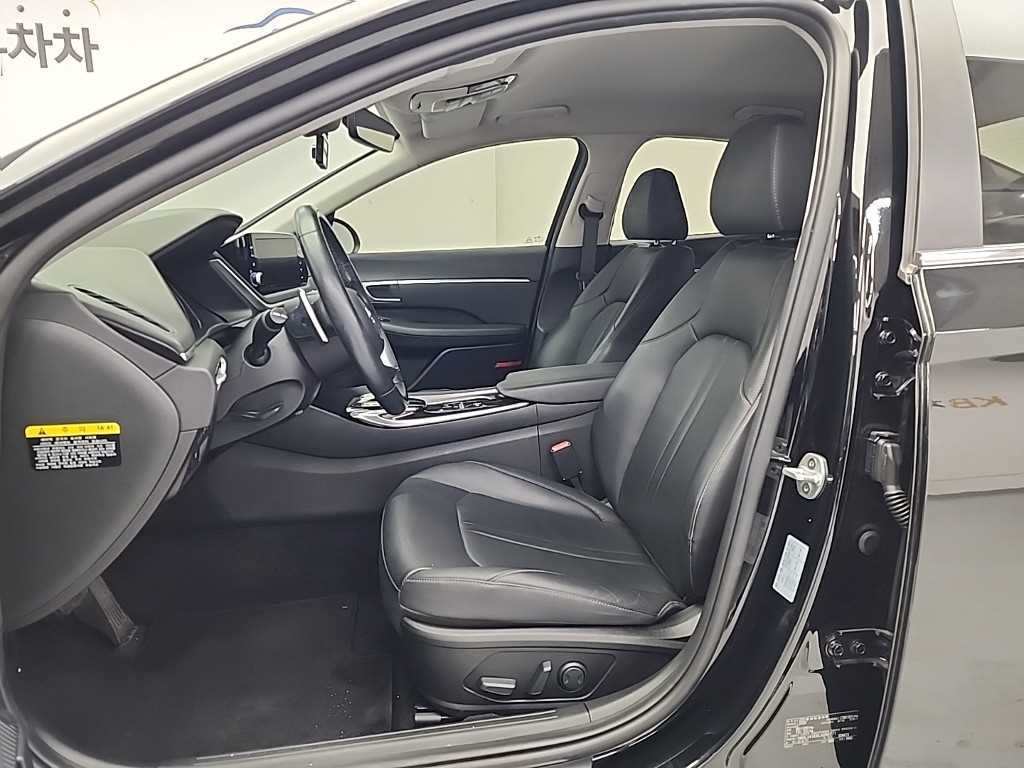 HYUNDAI Sonata - Vista 11