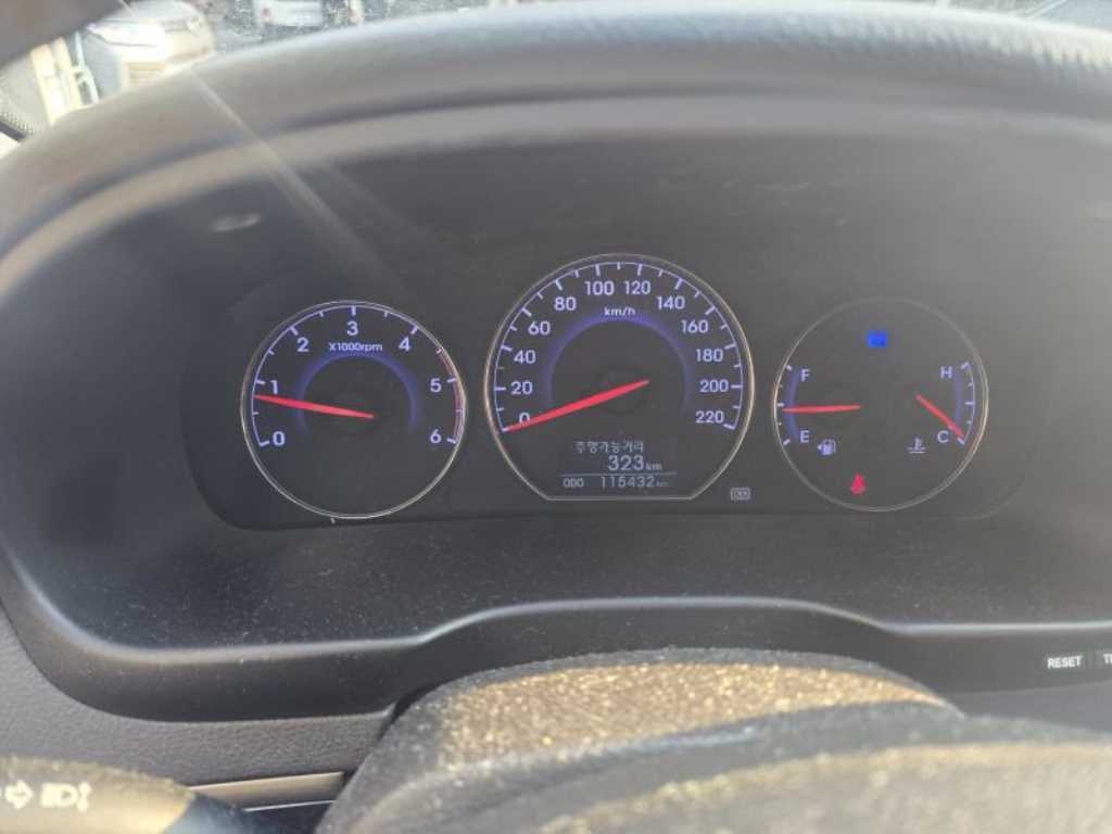 HYUNDAI Santa Fe - Vista 4